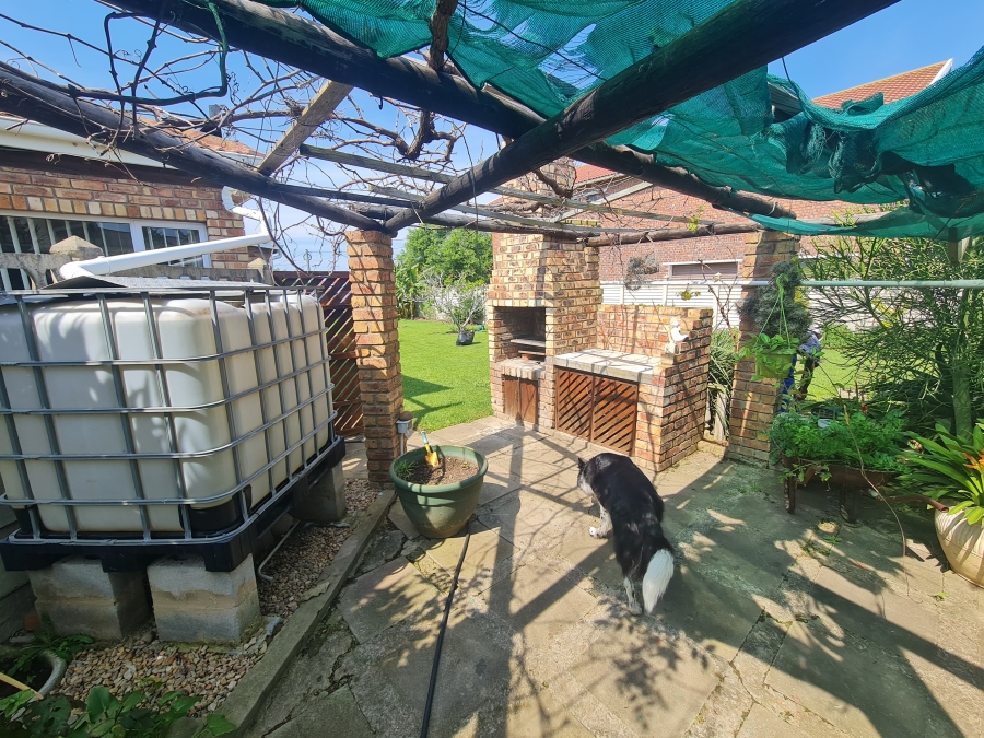 3 Bedroom Property for Sale in Jeffreys Bay Central Eastern Cape